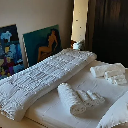 La Casetta Di Sofi Apartment